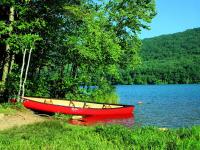 A boat and a lake