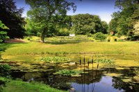 Cotswold Roccocco Garden - Painswick