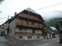 Arties in the mist