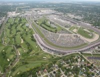Indianápolis, cuando hay carrera cerrado el golf.