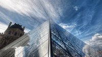 pyramid_louvre