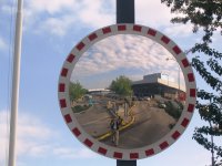 traffic mirror