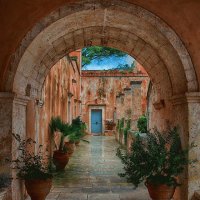 Acceso a las celdas del Monasterio