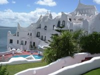 casa blanca en punta