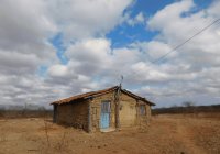 Casa de Barro no Sertão Cearense - CE