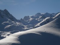montagnes enneigées