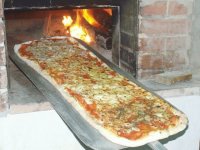 pizza al metro