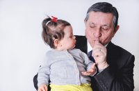 El abuelo y la Nieta