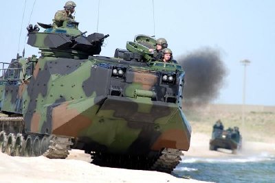 US Marines AAV7P1 Amtracs