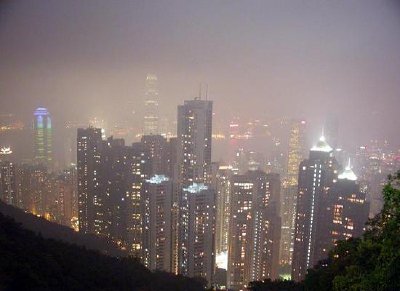 Хонконг през нощта