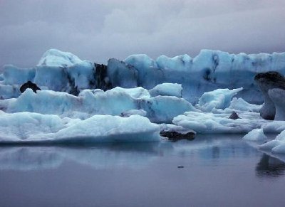 アイスランド、氷山