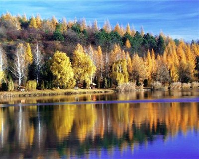 פאזל של אגם ב Pecs, הונגריה