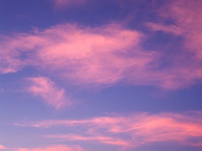 Wolken in der Abenddämmerung