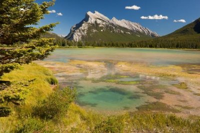 Góry Rundle i Vermilion Lakes, USA