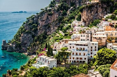 Vy över Positano, Italien