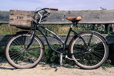פאזל של אופניים בכפר