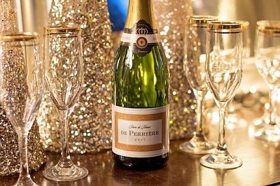 פאזל של שמפניה לשנה טובה