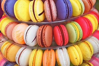 Colorful Macaroons 