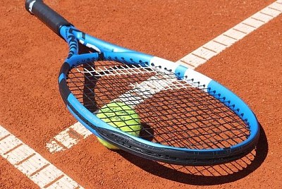 Tennisutrustning