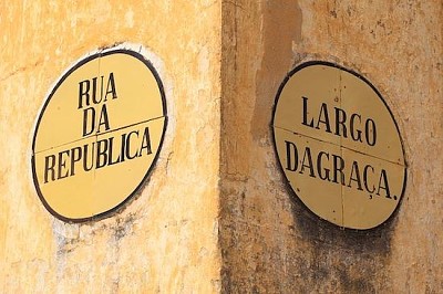 Esquina da Rua Portugal Évora