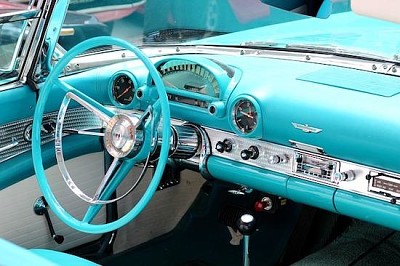 Ford Thunderbird instrumentbräda