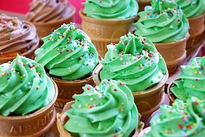 Green Cupcake jigsaw puzzle