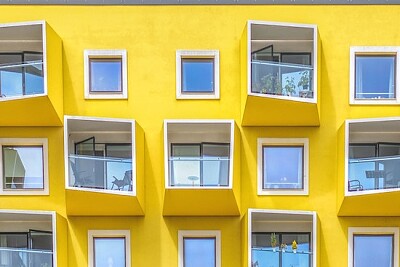 Yellow Building jigsaw puzzle