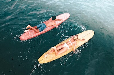 Surfen am Strand