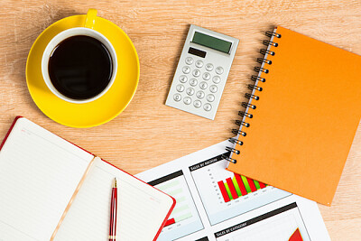 Table avec Café et Notes