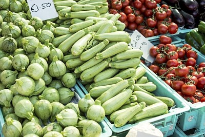 Legumes em um mercado