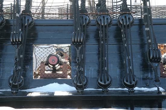 Боен кораб USS Constitution в Бостън