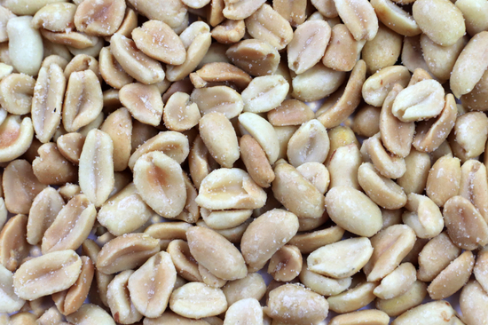 peeled grains peanuts as an element of treats