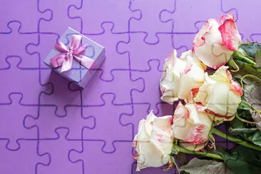 Festive flowers English rose composition on a purp jigsaw puzzle