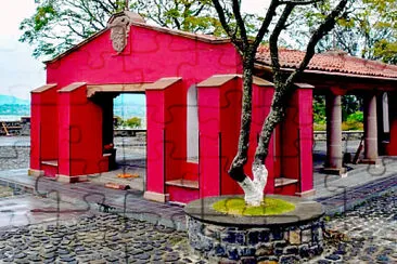 LA ESCONDIDA