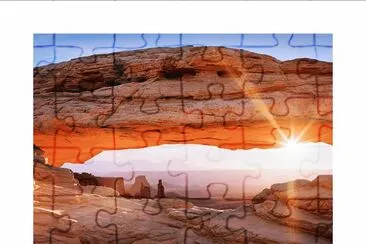 Mesa Arch - Canyonlands