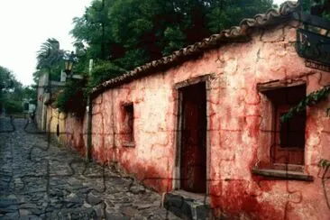 COLONIA DEL SACRAMENTO