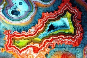 פאזל של microscopic crystal