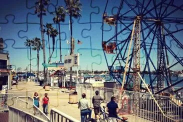Newport Beach Waterfront Walkway