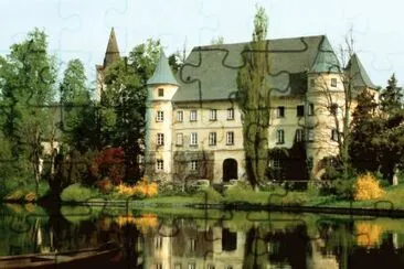 CASTILLO