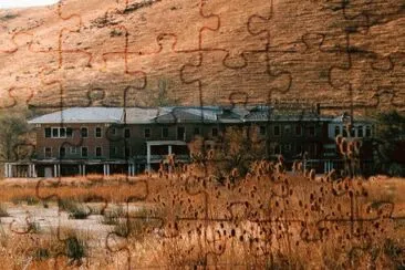 Hot Lake Hotel