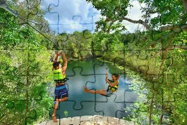 XENOTES jigsaw puzzle