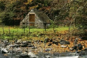 river cottage jigsaw puzzle