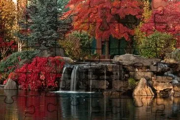 autumn in city park