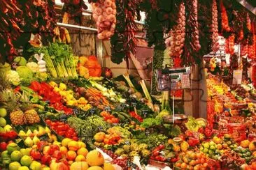market with mirrors