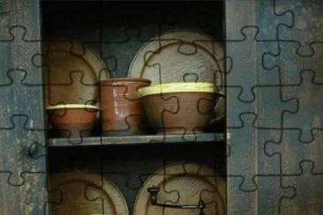 פאזל של crockery cabinet