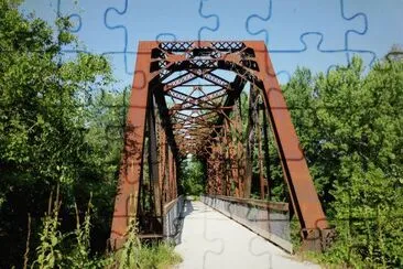 פאזל של trestle over stream