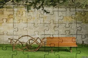 spaghetti bench