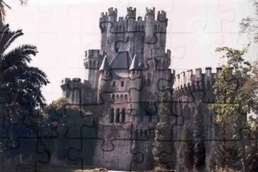 CASTILLO