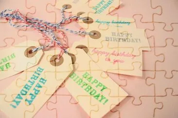 gift tags jigsaw puzzle