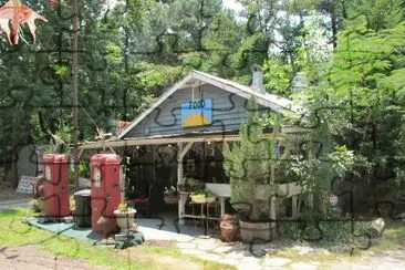 פאזל של Little Restaurant in the Bush